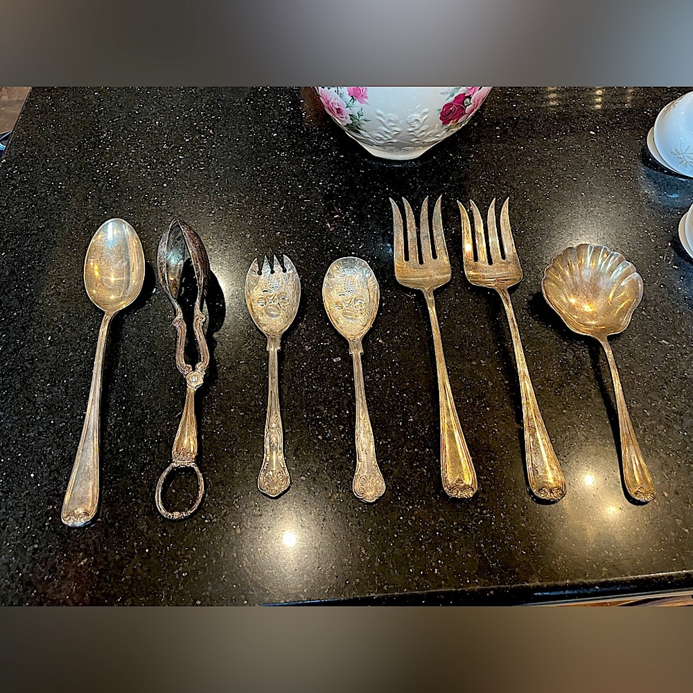 Elegant silver vintage Flatware Set